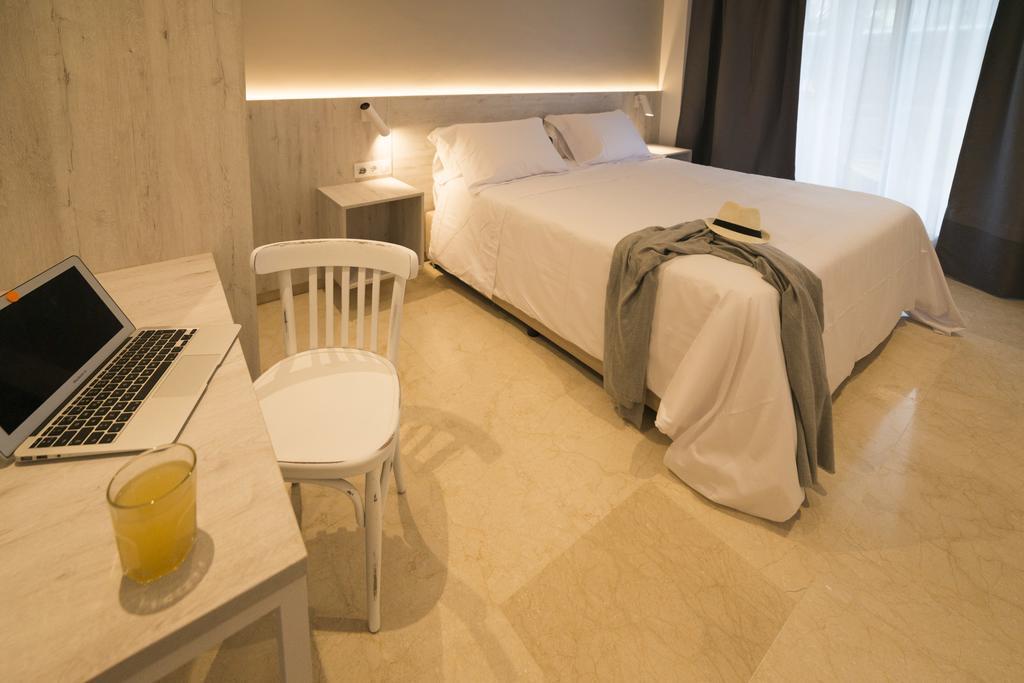 Mediterraneo Sitges Exterior photo