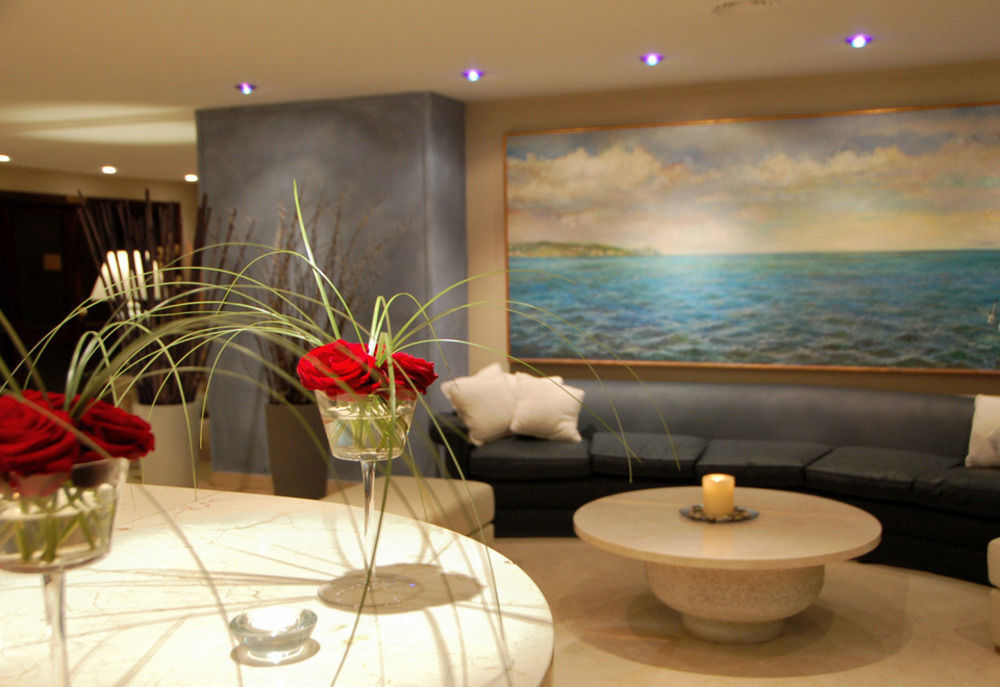 Mediterraneo Sitges Exterior photo