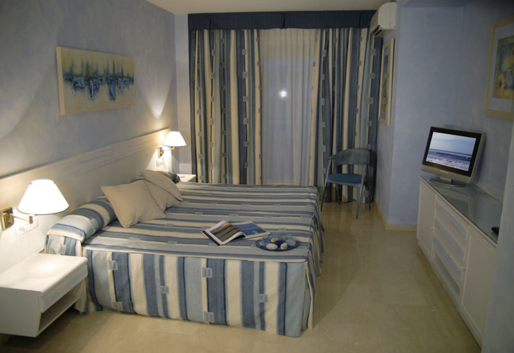 Mediterraneo Sitges Exterior photo