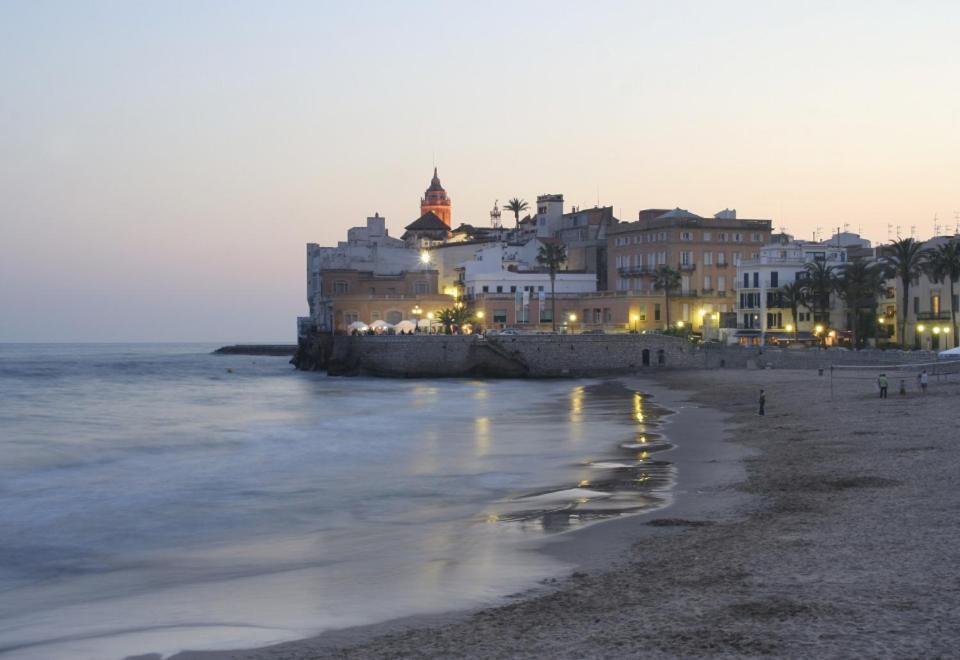 Mediterraneo Sitges Exterior photo